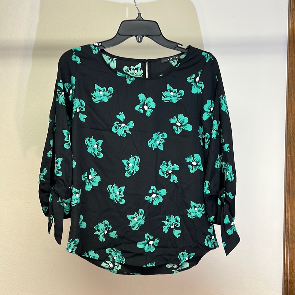 West Kei Womens Floral Blouse Size XS